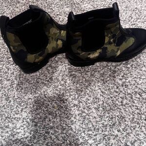 Lucchese Black and Green Camouflage Ankle Boots